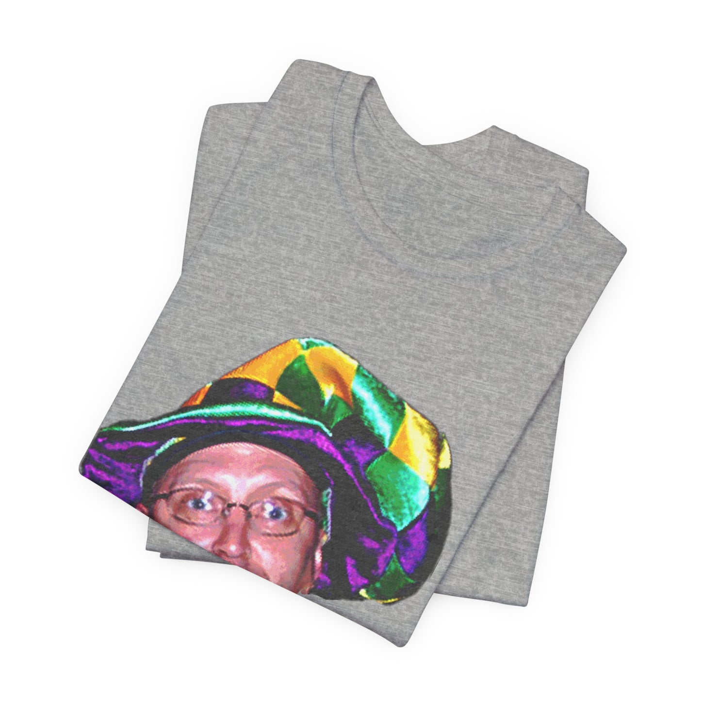 El Jugador T-Shirt — Funny Face Graphic Tee with Colorful Hat